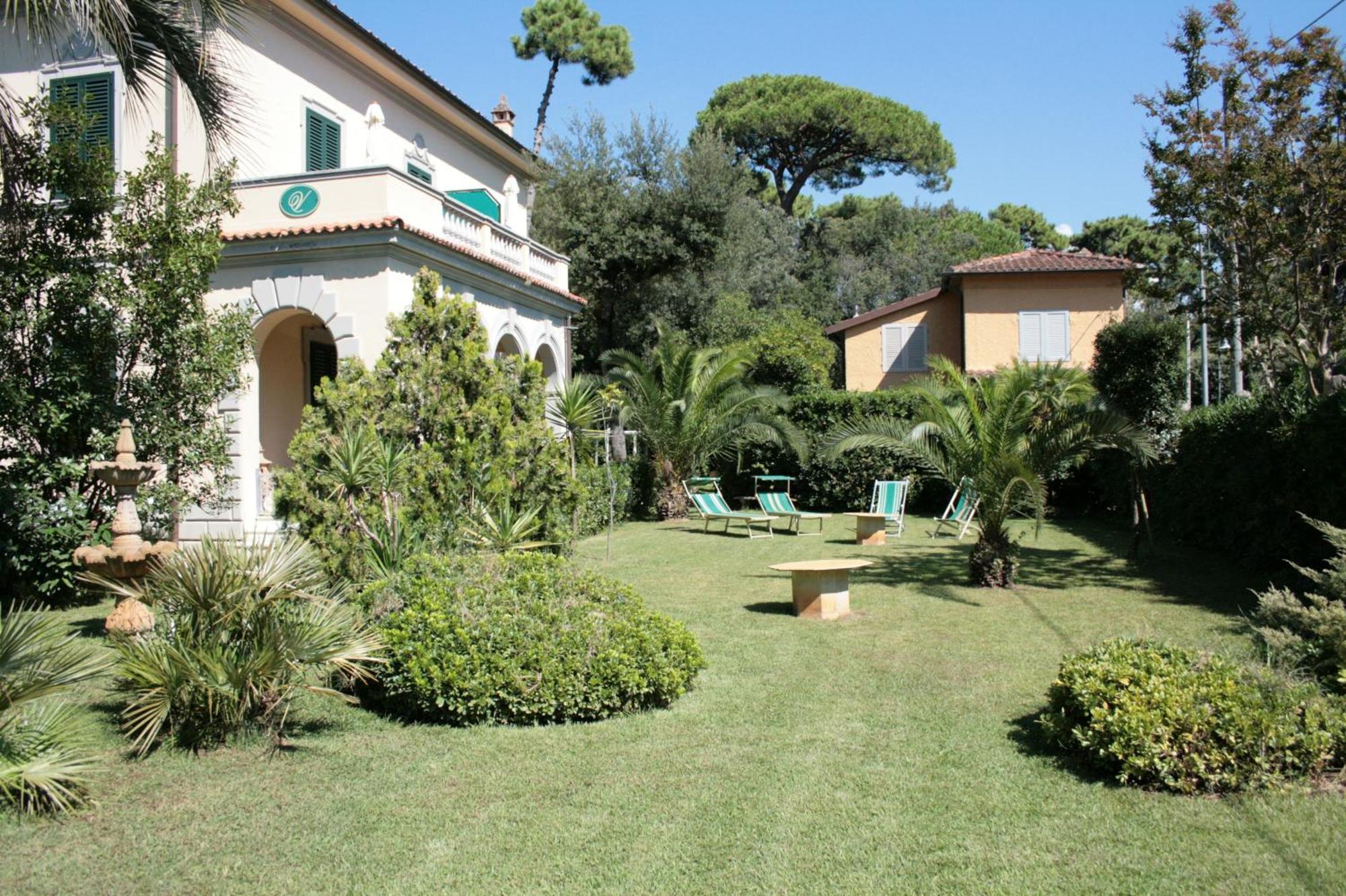 Hotel Verdemare Marina di Pietrasanta Exterior photo